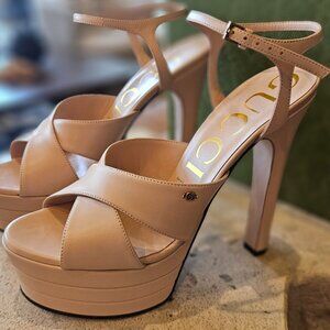 Gucci Gucci PINK Platform sandals
